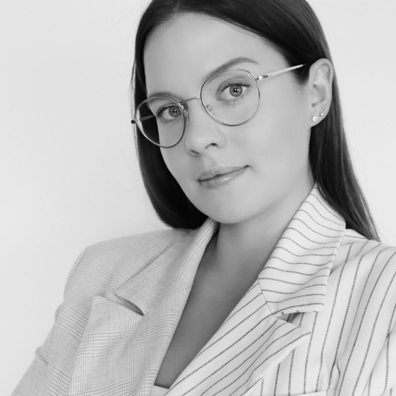 Laura Voelker